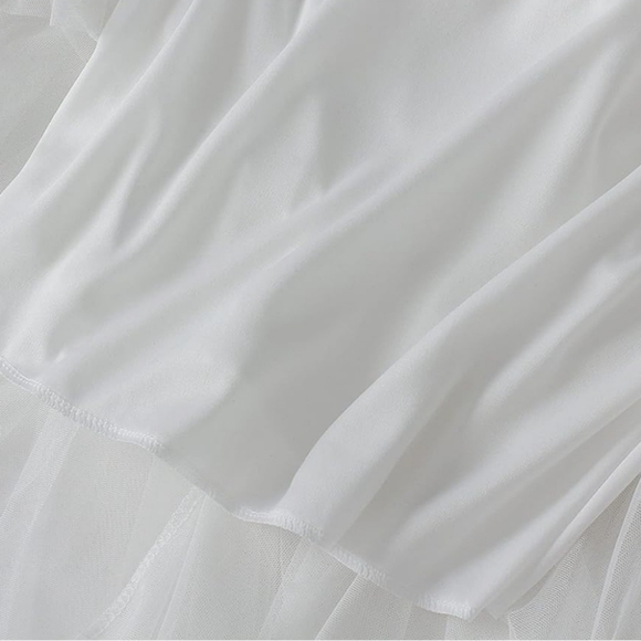 White Tulle Tutu Skirt. One size stretch waist elastic. NWT* - Picture 5 of 12